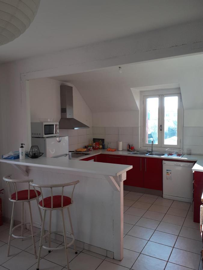 Appartement Spacieux Et Lumineux Oloron-Sainte-Marie Exteriör bild